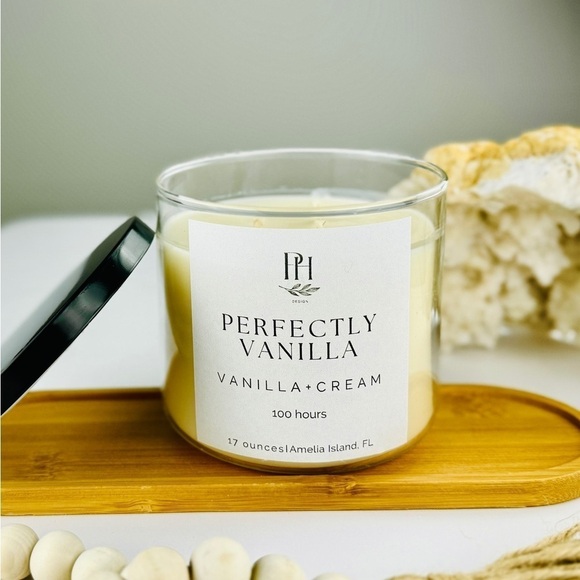 Perfectly Vanilla 9oz Candle‎ with notes of Buttercream,Vanilla & Bourbon - Picture 3 of 6